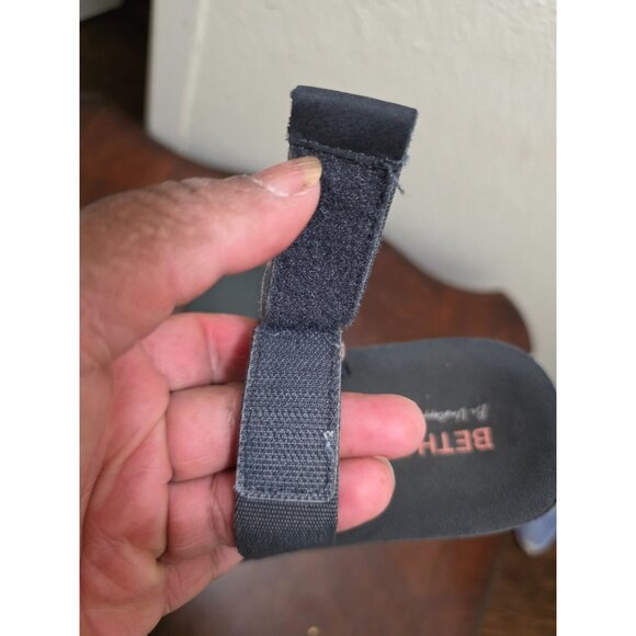 Bethany Cobian Women's Adjustable Strap Sandals Size 6 - Picture 10 of 11